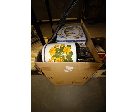 Box of mixed vintage tins