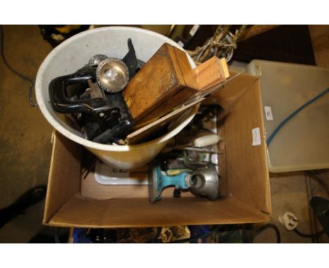 Box of mixed vintage stationery etc