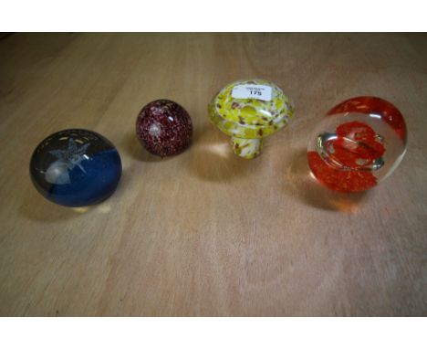 Caithness, starlight and 3 paperweights
