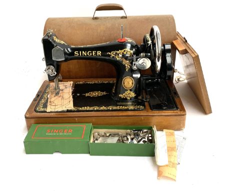 SINGER Sewing Machine Bentwood Carrying Wooden Case Top Cover Lid