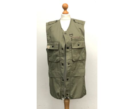 A Travelling Light ladies cotton gilet, size 38 