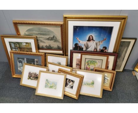 A collection of framed engravings and prints, largest frame size 62 x 79cm.