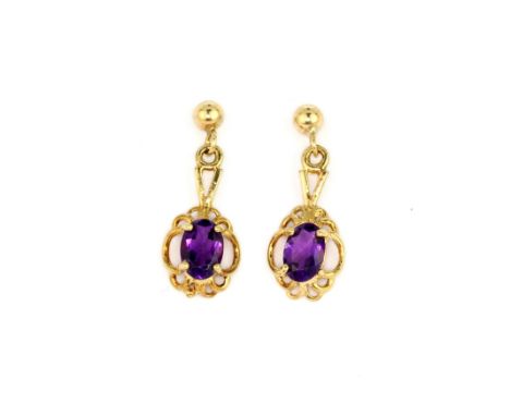 A pair of 9ct yellow gold amethyst set drop earrings, L. 1.5cm.