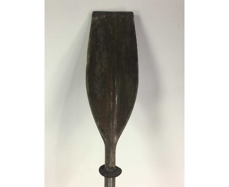 VINTAGE PADDLE