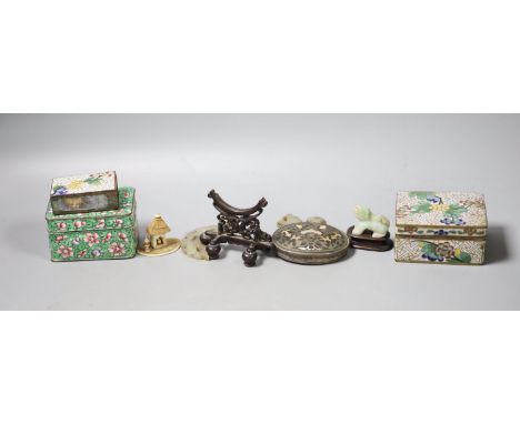 A Chinese small celadon jadeite lion on stand, a small jade circular plaque on stand (damage) and sundry items