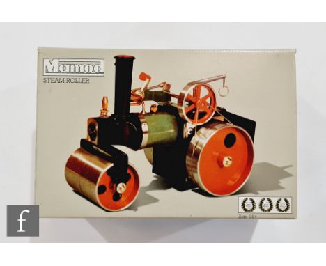 A Mamod live Steam Roller SR1A, boxed. 
