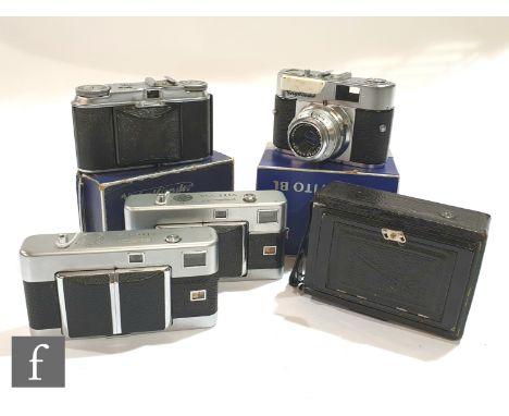 A collection of Voigtländer cameras, to include a Vito BL viewfinder camera, in original box, two Vitessa 35mm folding rangef