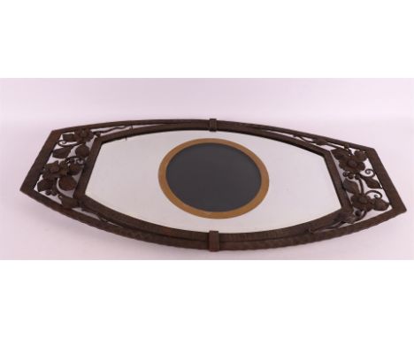 A wrought iron Art Deco tray, France, ca. 1920. Decor of stylized flowers, mirror with oval leaf, l 64 x w 32 cm (mirror dama