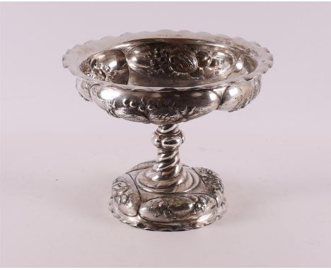 A 3rd grade 800/1000 silver tazza, Germany, L. Posen, late 19th century. Driven relief decoration of fruit, contoured trunk o