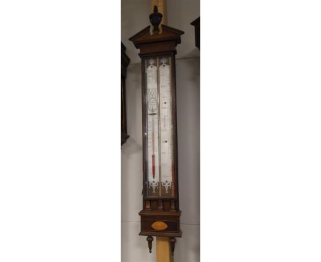 A counter mercury barometer in Louis XVI style, address: H. Hen, Amsterdam, around 1800. Walnut glued case, interrupted tympa