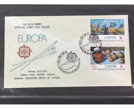 GROUP OF STAMPS AND FIRST DAY COVERS including examples from Great Britain, Queen Mother Collection, Fauna and Flora of the w