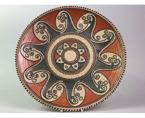 CHARLOTTE RHEAD FOR CROWN DUCAL CHARGER tube lined decoration32cm diameter 