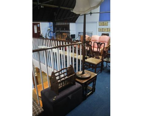 Box, nest of tables, lamp etc. 