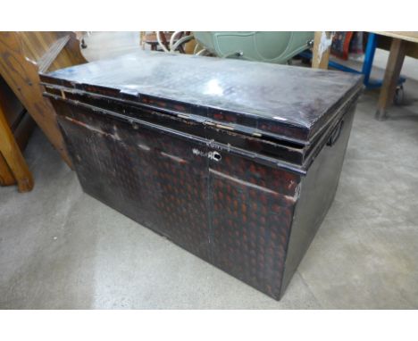 A Victorian naval tin trunk