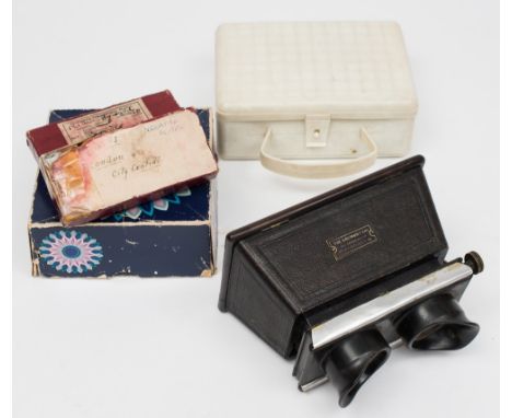 Of  City of London and Tower of London interest - A collection of early 20th century photographic stereoscopic slides, togeth