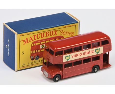 Matchbox Regular Wheels 5c London Routemaster Bus "BP Visco-Static" - Stannard Code 8 - red body with silver grille, criss-cr