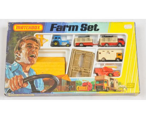 Matchbox Superfast G6 Farm Gift Set comprising 40b Bedford Horse Box; 46c Ford Tractor with Disc Harrow; 51c Combine Harveste
