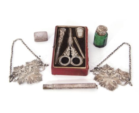 Mixed Lot: cased travelling sewing set with scrolling floral decoration, a small silver pill box of hinged rectangular form, 
