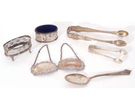 Mixed Lot: comprising a pair of Victorian Kings pattern sugar tongs, smaller pair of sugar tongs, a Chester hallmarked silver