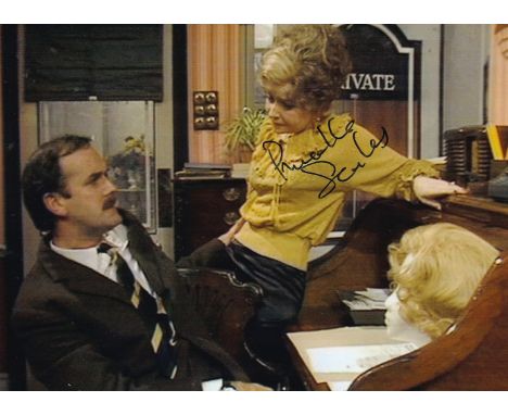 Prunella Scales, Fawlty Towers Actress, 7x5 inch Signed Photo. Good condition. All autographs come with a Certificate of Auth