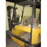 YALE Forklift Model #: ERC060RFN36SE084EE; Serial #: K602644 Leaking hydro fluid from control valve