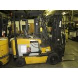 YALE Forklift Model #: ERC060RGN36TE084; Serial #: E108V13239X Bad traction controller, Has Battery