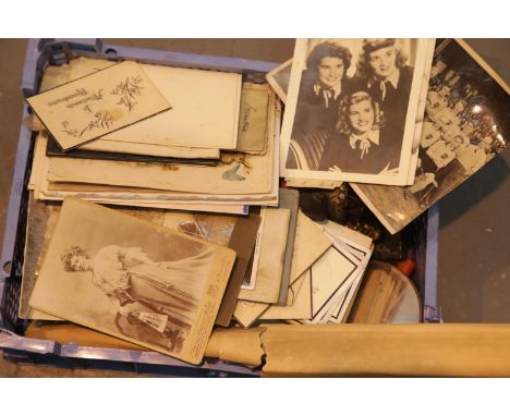 Tray of vintage photographs and ephemera. P&amp;P Group 2 (£18+VAT for the first lot and £2+VAT for subsequent lots) 