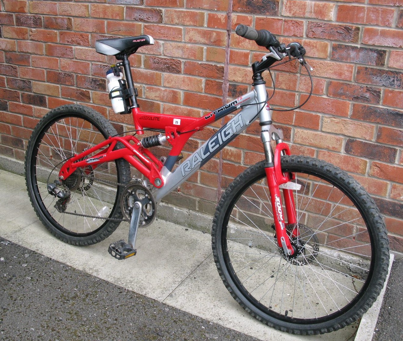 raleigh airlite mountain bike