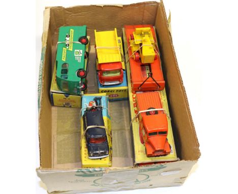 Matchbox K8 Prime Mover And Caterpillar Tractor (G, tractor lacks tracks, box G) M6 Racing car transporter E box G); Corgi 44