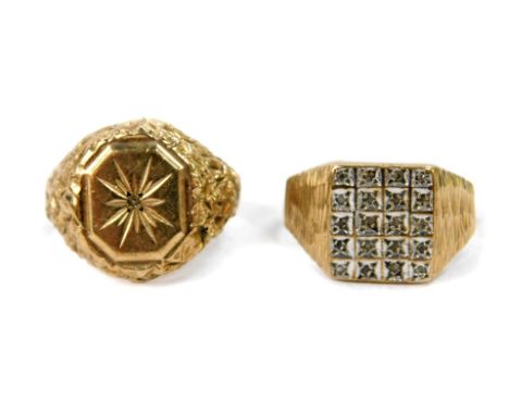 A gentleman's 9ct gold and diamond signet ring, with a textured finish, size R/S, and a 9ct gold and diamond chip sixteen sto