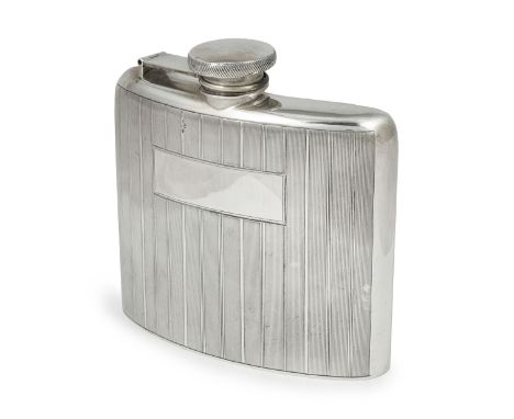 AN AMERICAN SILVER HIP FLASK, INTERNATIONAL SILVER CO., MERIDEN CT, SECOND QUARTER 20TH CENTURY suggesting a car radiator gri