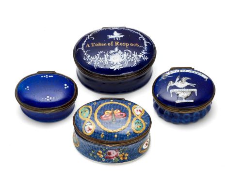 A GROUP OF FOUR ENGLISH ENAMEL PATCH BOXES, SOUTH STAFFORDSHIRE, LATE 18TH / EARLY 19TH CENTURY oval, one with raised and yel