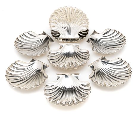 Ⓦ&nbsp;A SET OF EIGHT AMERICAN SILVER BUTTER SHELLS, CURRIER &amp; ROBY, NEW YORK, EARLY 20TH CENTURY of typical scallop shel