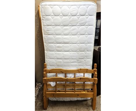Pine single bed frame with 'Bamboo' mattress
reasonable used condition