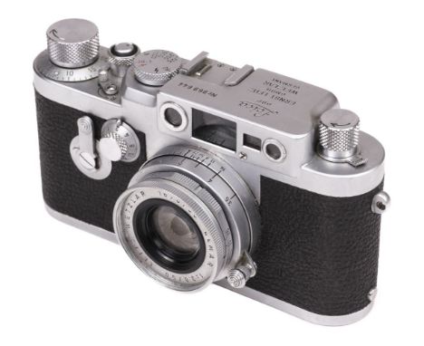 * Leica IIIg. Leica IIIg (Model G) 35mm rangefinder camera, serial number 969644, manufactured in 1959 by Ernst Leitz, Wetzla