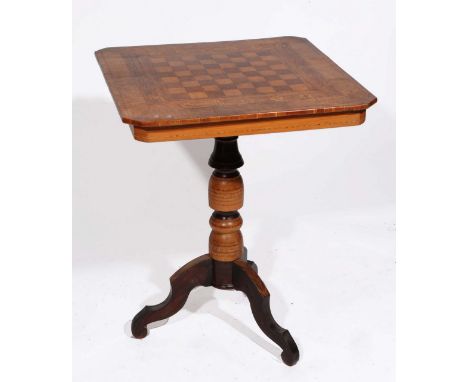 AN EARLY 19TH CENTURY ITALIAN WALNUT GAMES TABLE the square top with facet cut corners, cross banded and inlaid with chess bo