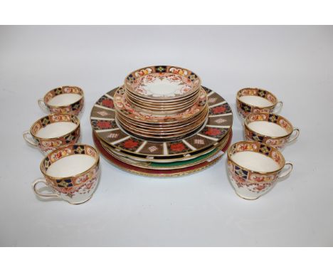 A ROYAL CROWN DERBY IMARI PATTERN PLATE, 26.5cm diameter together with a further Royal Derby plate, two vases, a Phoenix ware