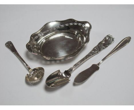 An American Trinket Dish, of shaped and pierced design, stamped "SSMC Sterling"; together with a decorative cheese scoop, sta