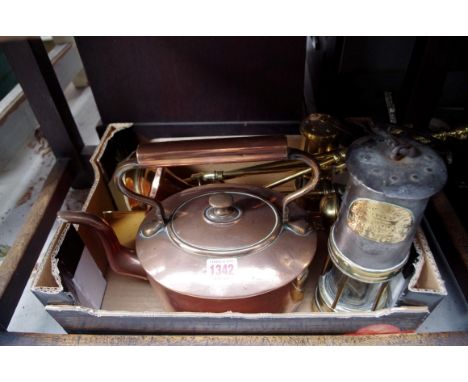 A small collection of metalware,&nbsp;to include a steel and brass miner's lamp, by Ackroyd &amp; Best Ltd, No.1209. 