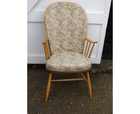 Ercol Blonde stick back Windsor day chair with cushions