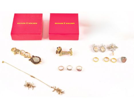 A collection of 9ct gold jewellery, including a yellow gold flower ring set with rubies and diamonds, size L1/2, a yellow gol