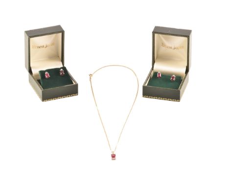 A 9ct yellow gold and white metal synthetic ruby pendant set with a rectangular ruby with an approximate weight of 1.10 carat