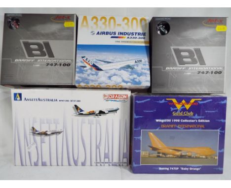 Herpa and Dragon - five boxed diecast airplanes 1:400 and 1:500 scale comprising 511605, JX102, JX059, 55002 and 55440, in ne