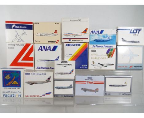 Schabak - sixteen boxed diecast airplanes 1:600 scale comprising 93841, 81657, 933888, 31324, 81121, 93216,391442, 93315, 907