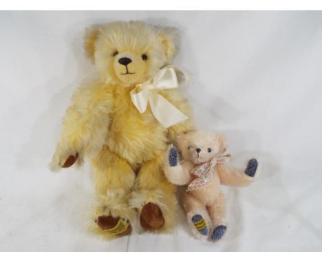 Merrythought -  a Merrythought Bear from the Wiltshire Bear Collection, issued in a limited edition item number 179, with gro