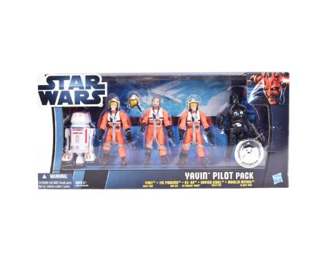 Star Wars - 2012 Hasbro made Toys R Us Exclusive ' Yavin Pilot Pack ' boxed action figure set. Featuring x5 figures. Factory 