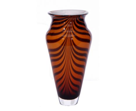 Swedish Art glass vase with a cafe au lait decoration, label for Lindshammer Vintage Glass, 30cm high