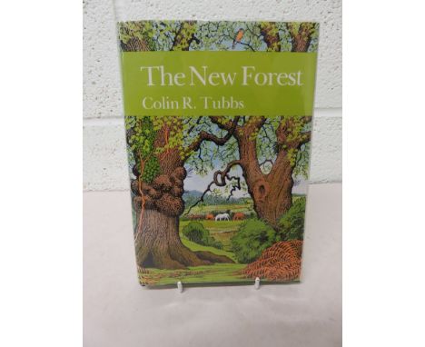 TUBBS, Colin - The New Forest - 1986, first edition, Collins New Naturalist, in non price-clipped dust-wrapper