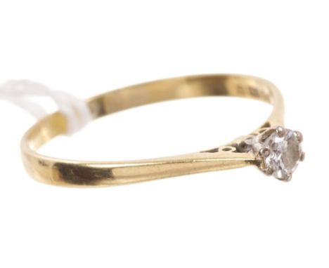 Diamond single stone ring with a brilliant cut diamond weighing approximately 0.20 carats, in gold (18ct) setting. Ring size 