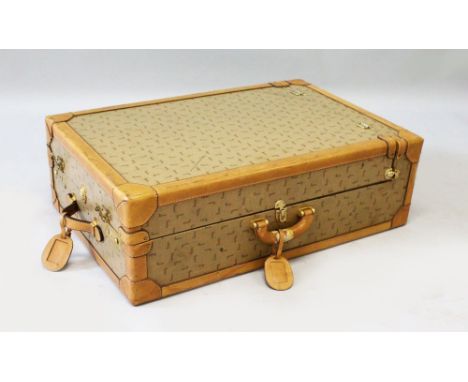 "LANCEL OF PARIS", A GOOD ITALIAN MADE LEATHER AND CANVAS COVERED WARDROBE TRUNK. 2ft 8ins x 1ft 9ins x 10ins.